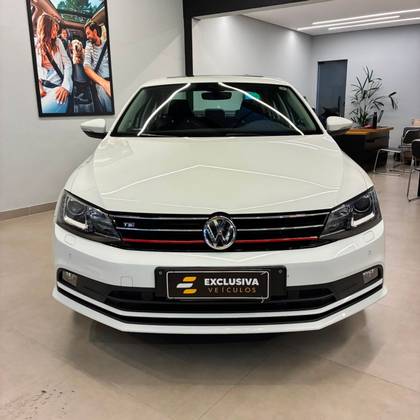 VOLKSWAGEN JETTA 2.0 TSI HIGHLINE 211CV GASOLINA 4P TIPTRONIC